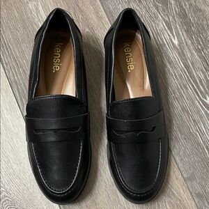 Kensie Women's Classic Black Loafers